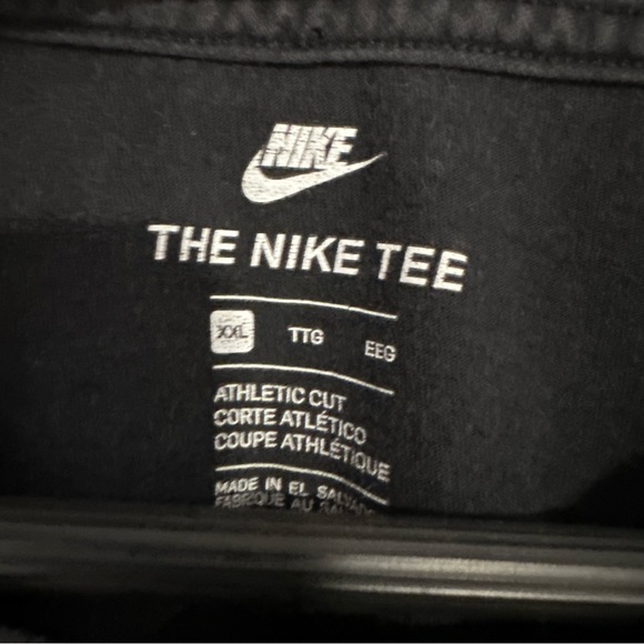 Nike Tee - Picture 3 of 3